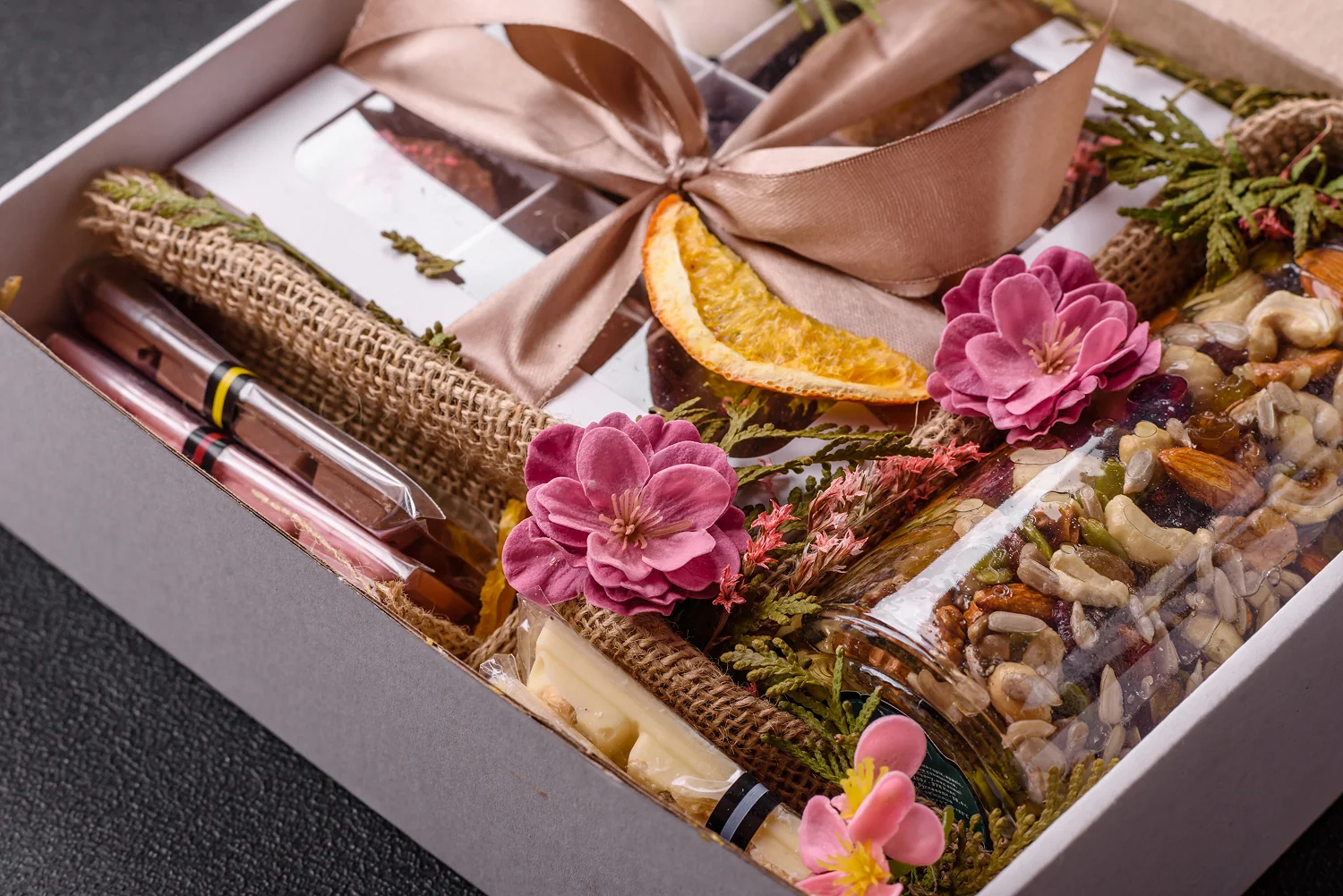 Personalised Corporate Hampers